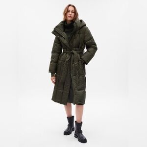 NWT! GAP Green Big Puff Coat - Size Medium